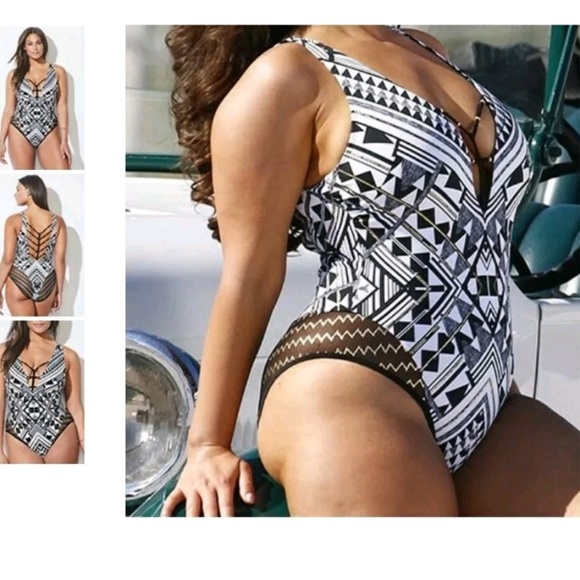 ISO Ashley Graham Swimsuits For All size 22 or 24 - Picture 7 of 11